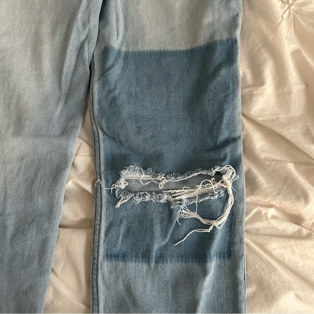 Hollister Ultra High-Rise Vintage Straight Jeans Size 25 - Picture 3 of 7